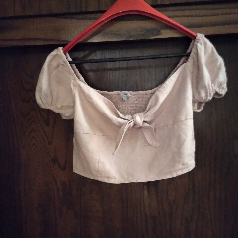 Crop top pink sized L w zipper